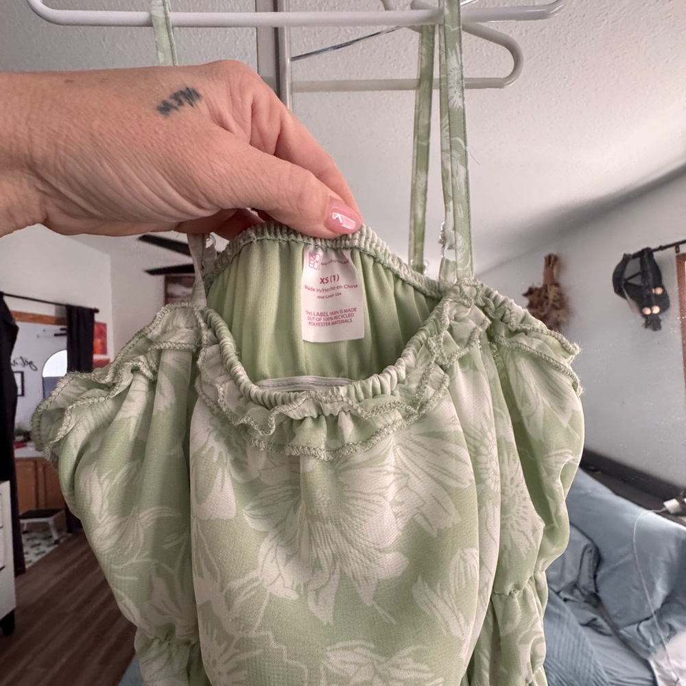 Green Floral Sleeveless Top